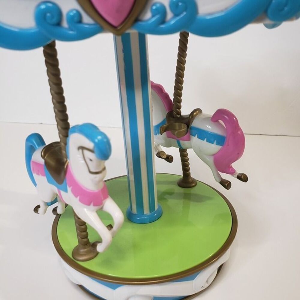 Disney Sleeping Beauty Blue Spinning Doll Carousel Toy Playset - Picture 2 of 9
